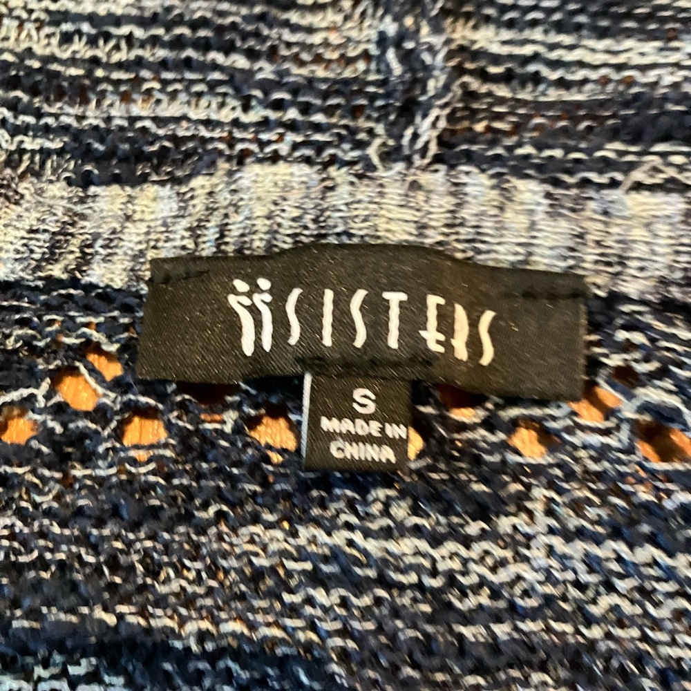 Two Sisters Blue Knit Top - Picture 2 of 2